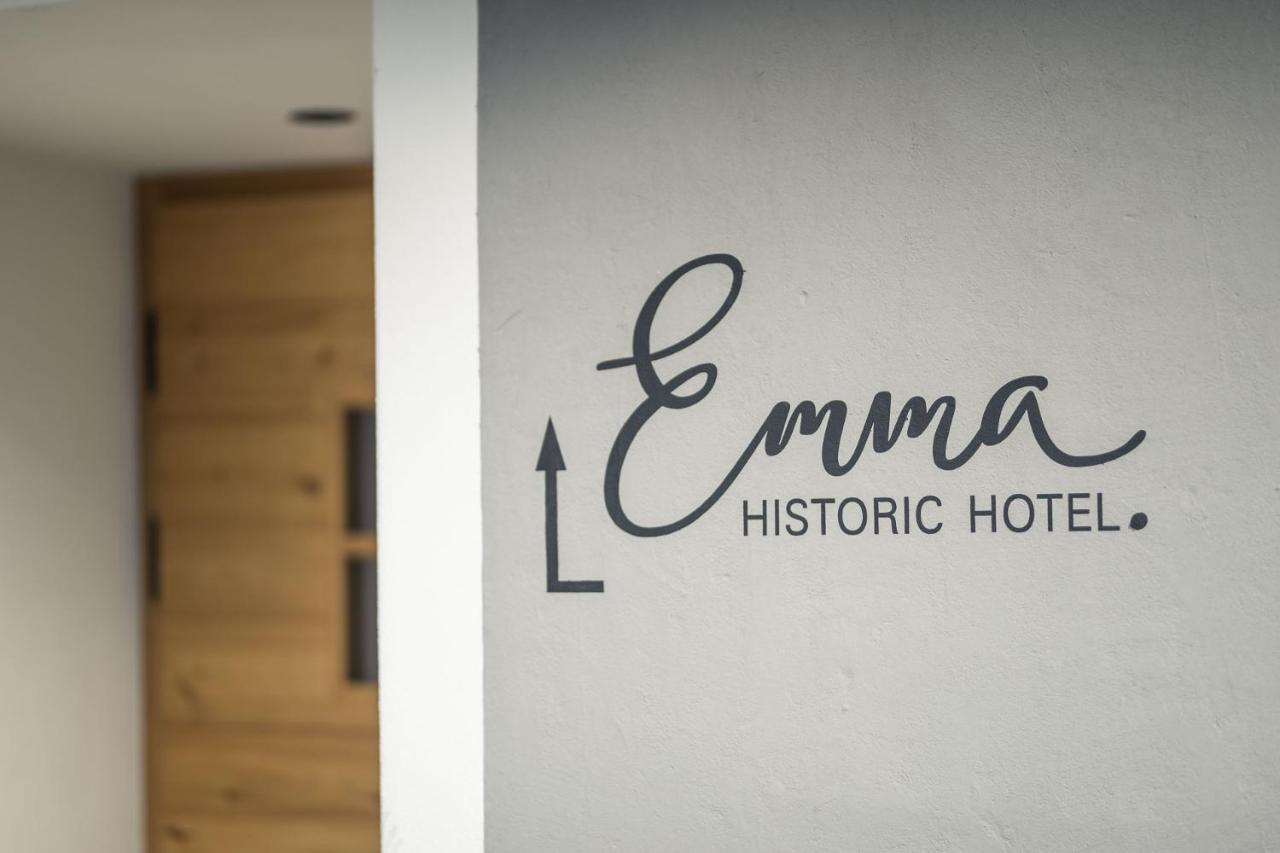 Emma Historic Hotel Villabassa Eksteriør billede